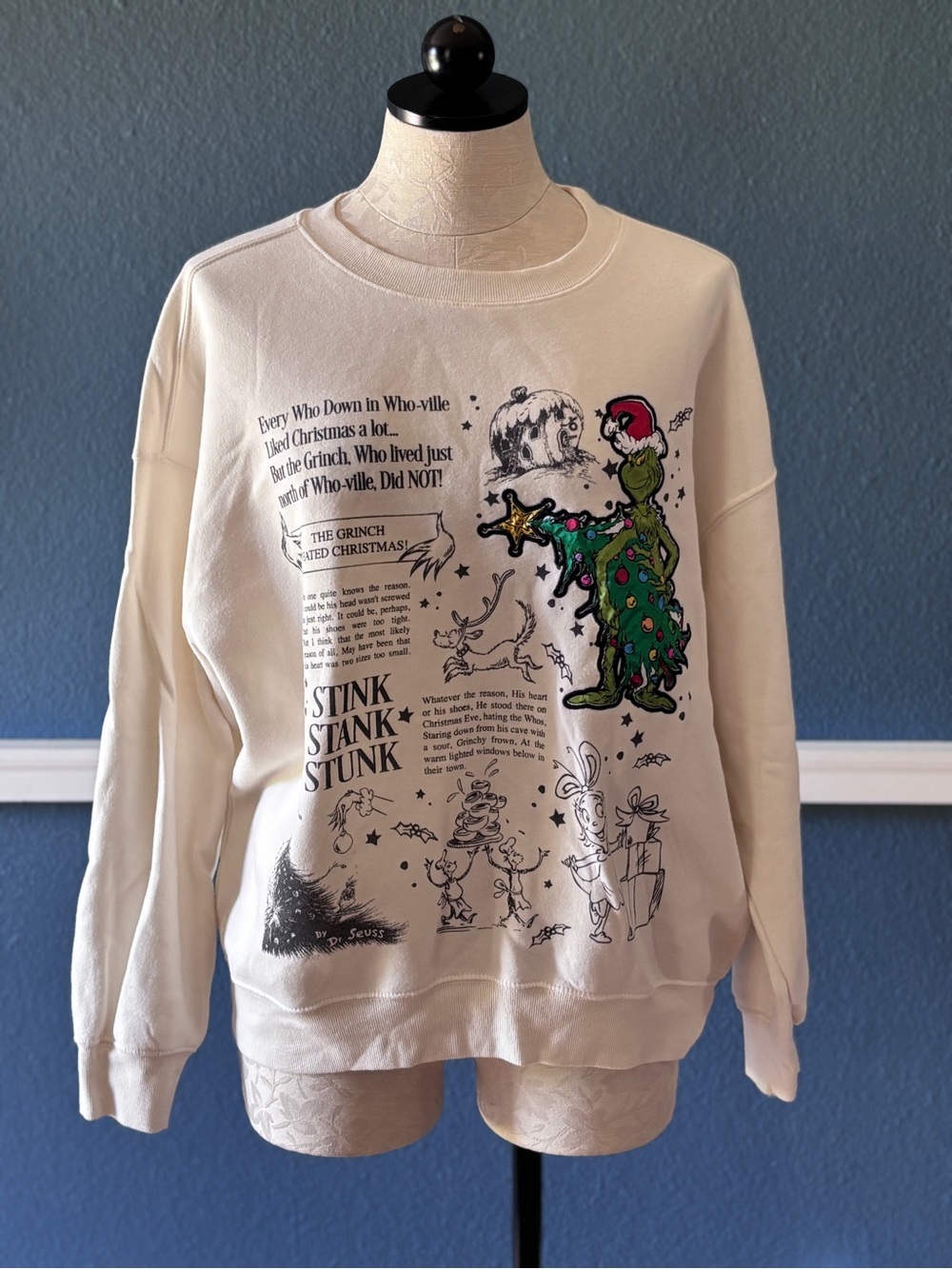 Dr Seuss The Grinch Christmas Sweatshirt M Ivory Graphic Crewneck